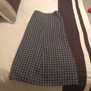 Nine West flared black/white print skirt